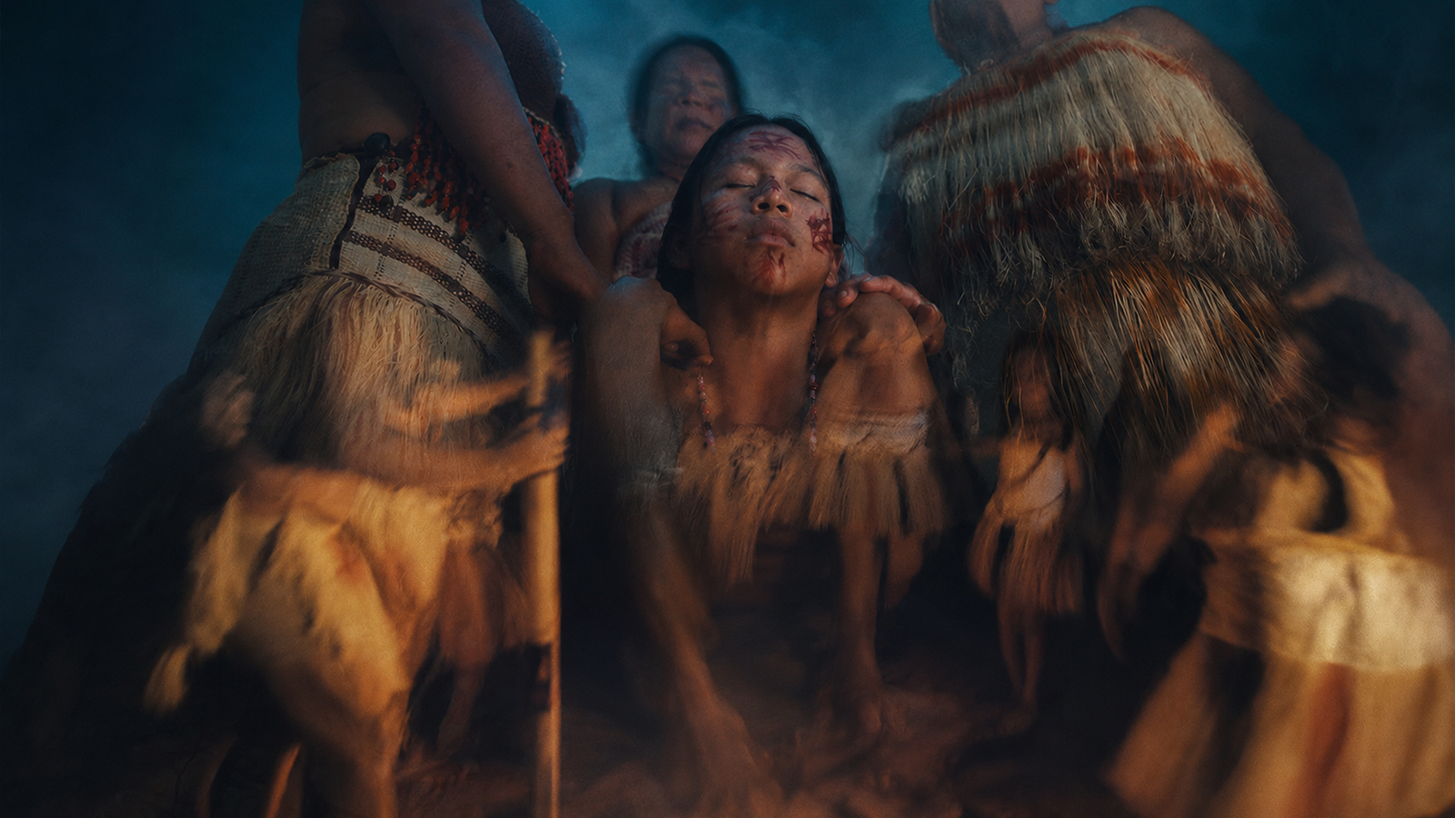Ritual de fuego en la selva